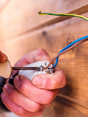 light socket wiring